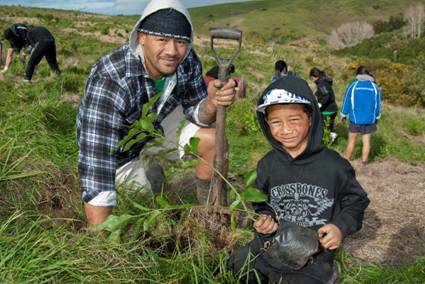 Volunteers at the Motutapu Restoration Trust's volunteer planting day
